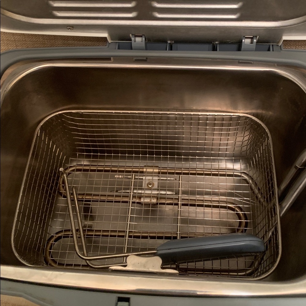 Cook’s Essentials Deep Fryer - Picture 3 of 5